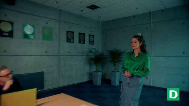 Video Reference: Plant, Table, Houseplant, Organism, Adaptation, Flowerpot, Event, Building, Design, Room