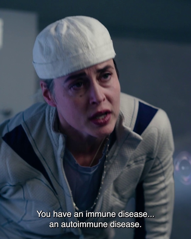 Video Reference: Sleeve, Cap, Flash photography, Happy, Electric blue, Fashion accessory, Wrinkle, Portrait photography, Photo caption