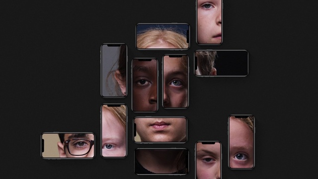 Video Reference: Brown, Eyelash, Flash photography, Font, Darkness, Eyewear, Symmetry, Wood, Animation, Fictional character