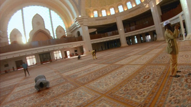 Video Reference: Building, Interior design, Wood, Flooring, Floor, Plant, Hall, Leisure, Window, Arcade