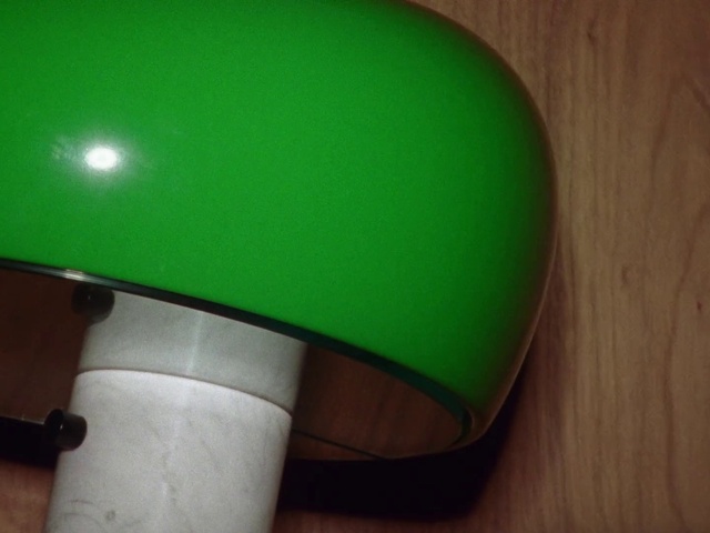 Video Reference: Circle, Personal protective equipment, Toilet, Plastic, Wood, Fender, Lighting accessory, Fashion accessory, Thigh, Human leg