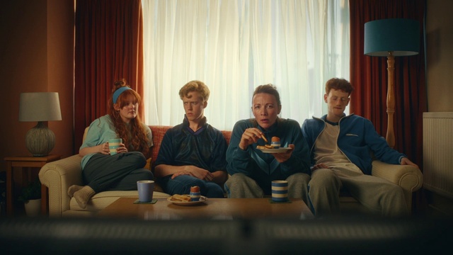 Video Reference: Trousers, Curtain, Comfort, Smile, Sharing, T-shirt, Event, Tableware, Sitting, Conversation