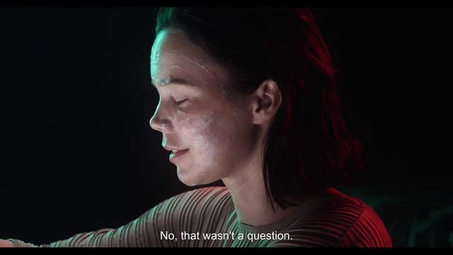 Video Reference: Lip, Eyelash, Flash photography, Jaw, Ear, Entertainment, Performing arts, Event, Darkness, Music