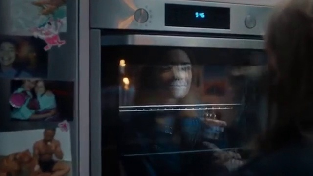 Video Reference: Television set, Display device, Multimedia, Machine, Fun, Public transport, Audio equipment, Gadget, Room, Home appliance