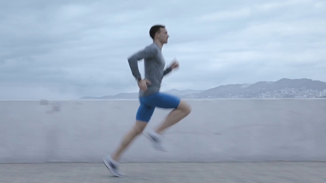 Video Reference: Sky, Shorts, Cloud, Knee, Happy, People in nature, Sportswear, Exercise, Thigh, Running