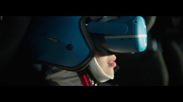 Video Reference: Automotive lighting, Automotive mirror, Flash photography, Automotive design, Bumper, Vehicle door, Eyewear, Motor vehicle, Automotive exterior, Headgear