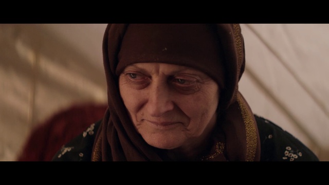 Video Reference: Forehead, Nose, Smile, Eye, Flash photography, Happy, Headgear, Wrinkle, Street fashion, Cap