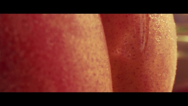Video Reference: Rectangle, Wood, Tints and shades, Thigh, Human leg, Knee, Magenta, Peach, Close-up, Font