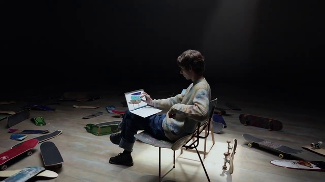 Video Reference: Laptop, Computer, Jeans, Furniture, Personal computer, Leisure, Chair, Event, Music, Gadget