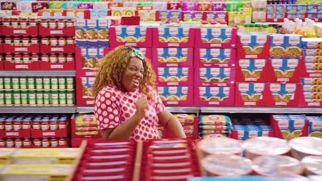 Video Reference: Product, Textile, Selling, Publication, Customer, Retail, Shopping, Convenience food, Smile, Fun