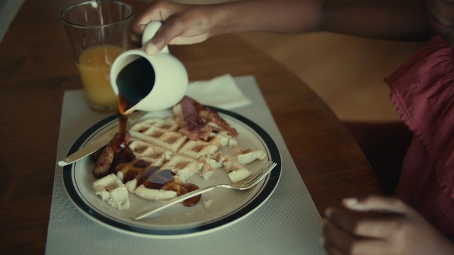 Video Reference: Food, Tableware, Dishware, Table, Drinkware, Ingredient, Kitchen utensil, Recipe, Cuisine, Cup