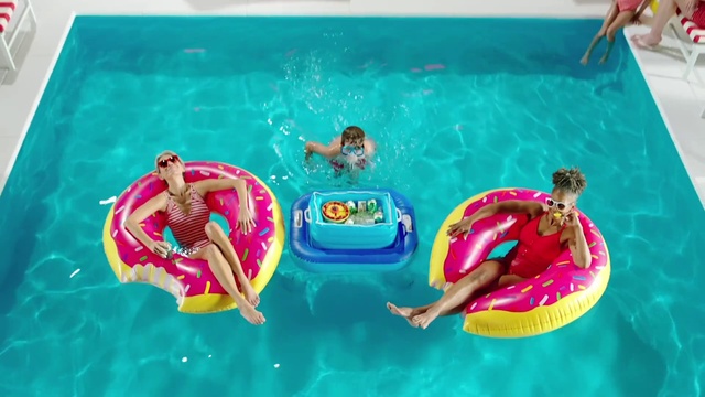 Video Reference: Water, Azure, Swimming pool, Outdoor recreation, Leisure, Baby float, Aqua, Fun, Recreation, Personal protective equipment