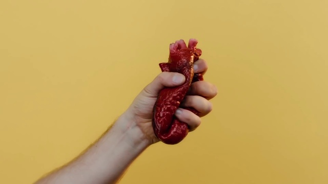 Video Reference: Food, Hand, Ingredient, Gesture, Cuisine, Thumb, Dish, Natural foods, Nail, Font