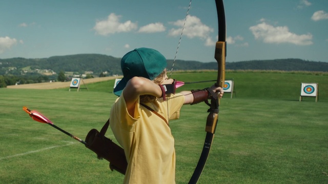 Video Reference: Bow, Cloud, Arrow, Sky, Field archery, Bow and arrow, Archery, Target archery, Natural environment, Sports equipment