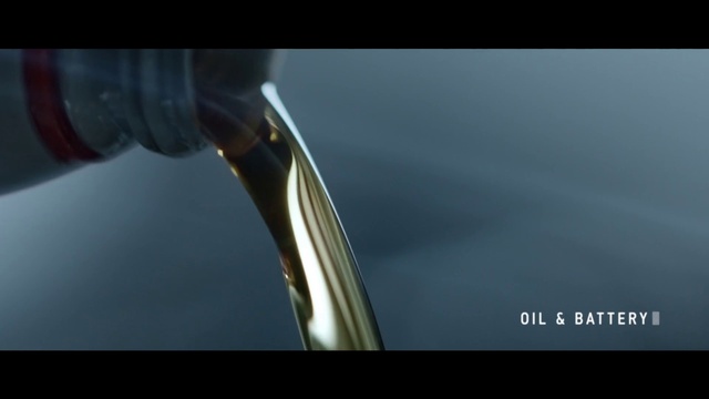 Video Reference: Liquid, Water, Hood, Automotive design, Automotive lighting, Automotive mirror, Sunglasses, Vehicle door, Bottle, Electric blue