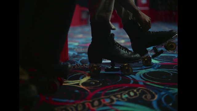 Video Reference: Entertainment, Sports equipment, Roller sport, Thigh, Flooring, Sneakers, Artist, Art, Fun, Event