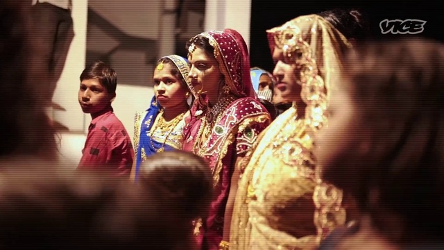 Video Reference: Sari, Temple, Happy, Bride, Rite, Event, Magenta, Jewellery, Tradition, Marriage