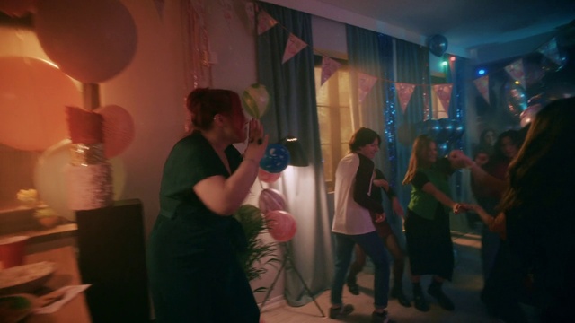 Video Reference: Jeans, Musical instrument, Dress, Entertainment, Chair, Tableware, Magenta, Guitar, Event, Fun