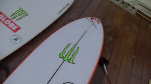 Video Reference: Wood, Font, Wood stain, Hardwood, Circle, Art, Varnish, Paint, Plywood, Plank