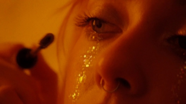 Video Reference: Nose, Lip, Eyebrow, Eyelash, Amber, Jaw, Iris, Happy, Macro photography, Facial hair