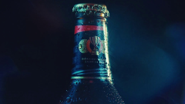 Video Reference: Bottle, Liquid, Drinkware, Beer, Fluid, Glass bottle, Drink, Alcoholic beverage, Glass, Electric blue