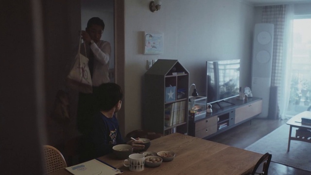 Video Reference: Table, Tableware, Wood, Desk, Hardwood, Event, Chair, Audio equipment, Home appliance, Cupboard