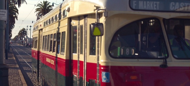 Video Reference: Train, Vehicle, Motor vehicle, Rolling stock, Track, Mode of transport, Window, Electricity, Automotive lighting, Locomotive