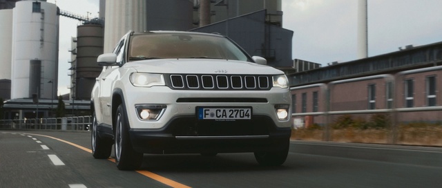 Video Reference: Automotive parking light, Wheel, Tire, Vehicle, Land vehicle, Car, Vehicle registration plate, Automotive side-view mirror, Grille, Hood