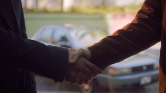 Video Reference: Hand, Vehicle, Hood, Automotive lighting, Sleeve, Car, Gesture, Plant, Finger, Vehicle door