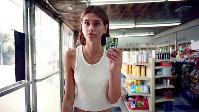 Video Reference: Shoulder, Active tank, Shelf, Undershirt, Sleeve, Street fashion, Waist, Sleeveless shirt, Vest, Fun