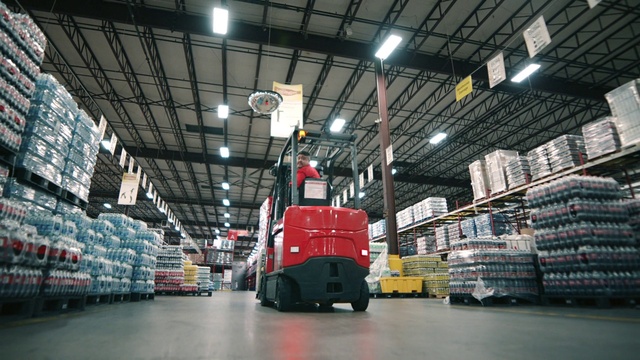 Video Reference: Lighting, Field house, Vehicle, Building, Motor vehicle, Flooring, Engineering, Automotive tire, Automotive design, Machine