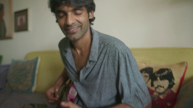 Video Reference: Hairstyle, Smile, Mouth, Beard, Elbow, T-shirt, Fun, Happy, Event, Facial hair