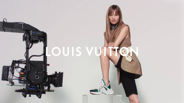 Video Reference: Footwear, Shoe, Leg, Product, Sleeve, Flash photography, Thigh, Waist, Street fashion, Eyewear