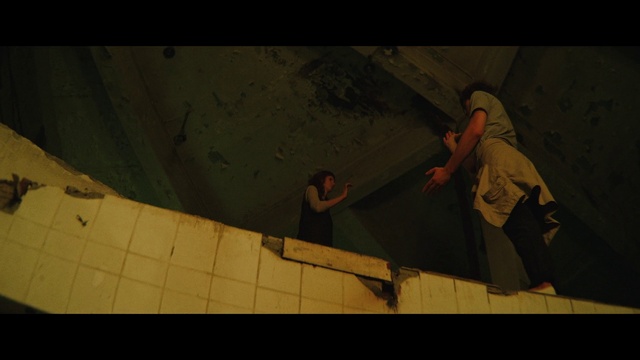 Video Reference: Flash photography, Tints and shades, Recreation, Space, Fun, Ceiling, Visual arts, Art, Leisure, Shadow