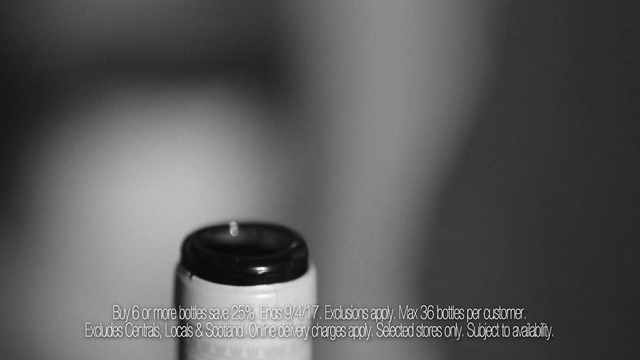 Video Reference: Liquid, Flash photography, Gas, Font, Bottle, Circle, Macro photography, Monochrome photography, Metal, Darkness