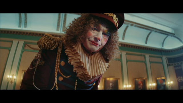 Video Reference: Smile, Hat, Flash photography, Sun hat, Headgear, Cool, Fashion design, Fun, Performing arts, Entertainment