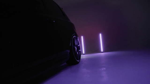 Video Reference: Tire, Wheel, Vehicle, Car, Automotive lighting, Hood, Automotive tire, Tread, Motor vehicle, Automotive tail & brake light