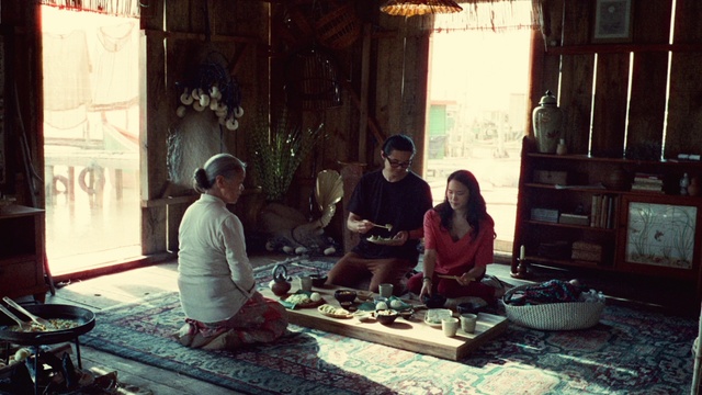 Video Reference: Temple, Sharing, Event, Curtain, Luggage and bags, Conversation, Leisure, Sitting, T-shirt, Bag