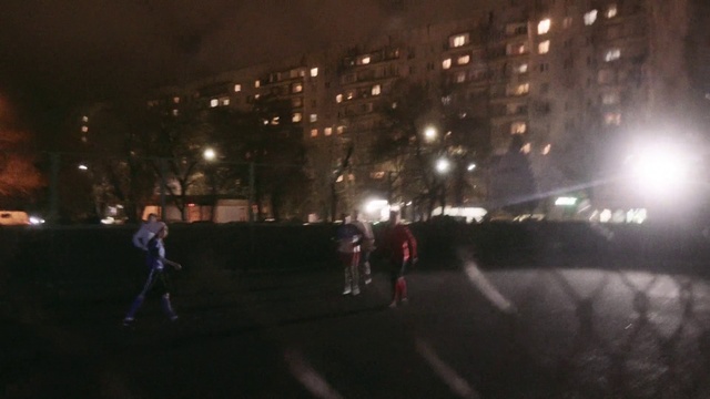 Video Reference: Atmosphere, Automotive lighting, Building, Street light, Road surface, Asphalt, Plant, Public space, Thoroughfare, Headlamp