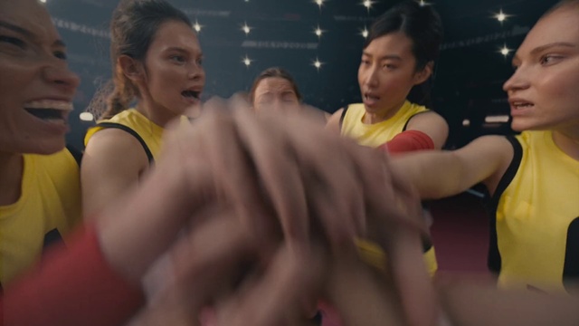 Video Reference: Sports uniform, Yellow, Gesture, Sportswear, Player, Vest, Athlete, Team sport, Tournament, Championship