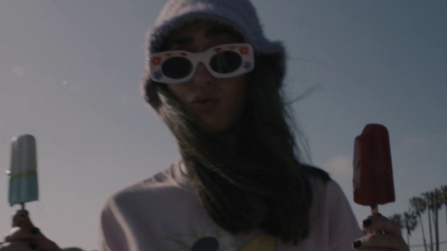 Video Reference: Lip, Vision care, Goggles, Eyewear, Sunglasses, Flash photography, Street fashion, Travel, Fun, Black hair