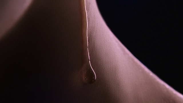 Video Reference: Water, Shoulder, Flash photography, Neck, Petal, Tints and shades, Magenta, Electric blue, Sky, Human leg