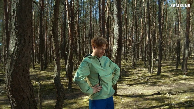 Video Reference: Plant community, People in nature, Plant, Tree, Natural landscape, Wood, Gesture, Terrestrial plant, Trunk, Deciduous