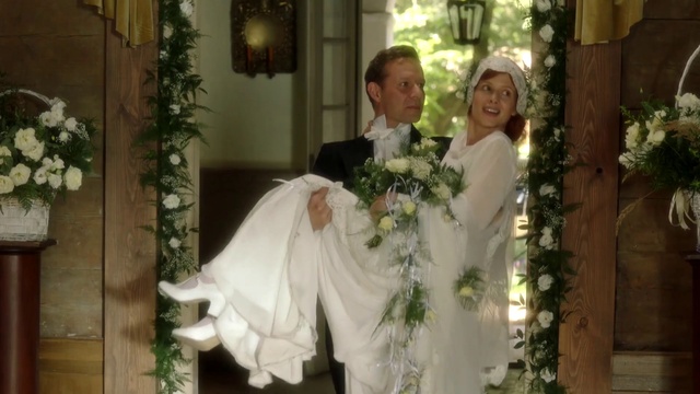 Video Reference: Plant, Smile, Wedding dress, Flower, Bride, Temple, Happy, Bridal clothing, Suit, Flower Arranging