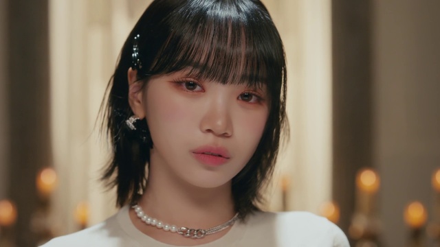 Video Reference: Nose, Face, Skin, Lip, Chin, Hairstyle, Eyebrow, Shoulder, Eyelash, Flash photography