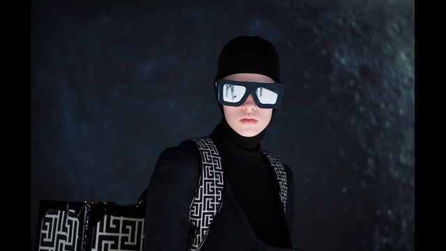 Video Reference: Glasses, Outerwear, Vision care, Eyewear, Flash photography, Sleeve, Sunglasses, Cool, Black hair, Personal protective equipment
