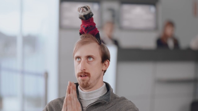 Video Reference: Beard, Gesture, Flash photography, Happy, Street fashion, Eyewear, Cap, Television, Event, Moustache