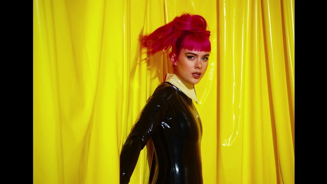 Video Reference: Textile, Lipstick, Fashion design, Magenta, Theater curtain, Event, Entertainment, Bangs, Wig, Red hair