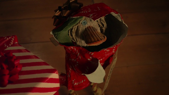 Video Reference: Sleeve, Event, Fashion design, Art, Carmine, Fashion accessory, Peach, Visual arts, Paper, Paper product