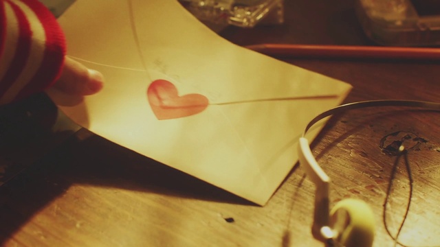 Video Reference: Wood, Gesture, Creative arts, Flooring, Tints and shades, Musical instrument accessory, Art, Wing, Fin, Carmine